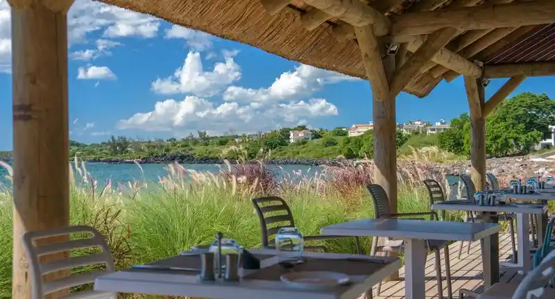 Esplanade Beach Grill